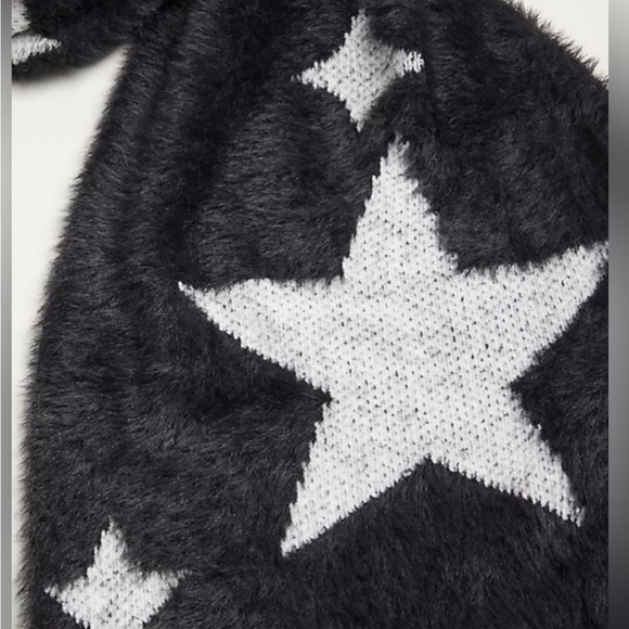 NWT - TORRID - OBLONG SCARF - ALLOVER STAR - Picture 2 of 3